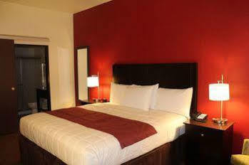 Inn At Hunters Run Watford City Bagian luar foto